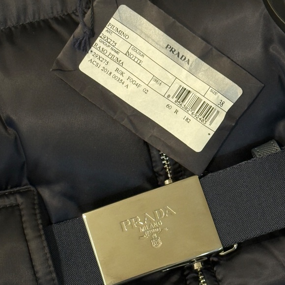 NWT Prada Puffer Jacket with belt with black fur collar (Dark Navy) - Picture 4 of 4